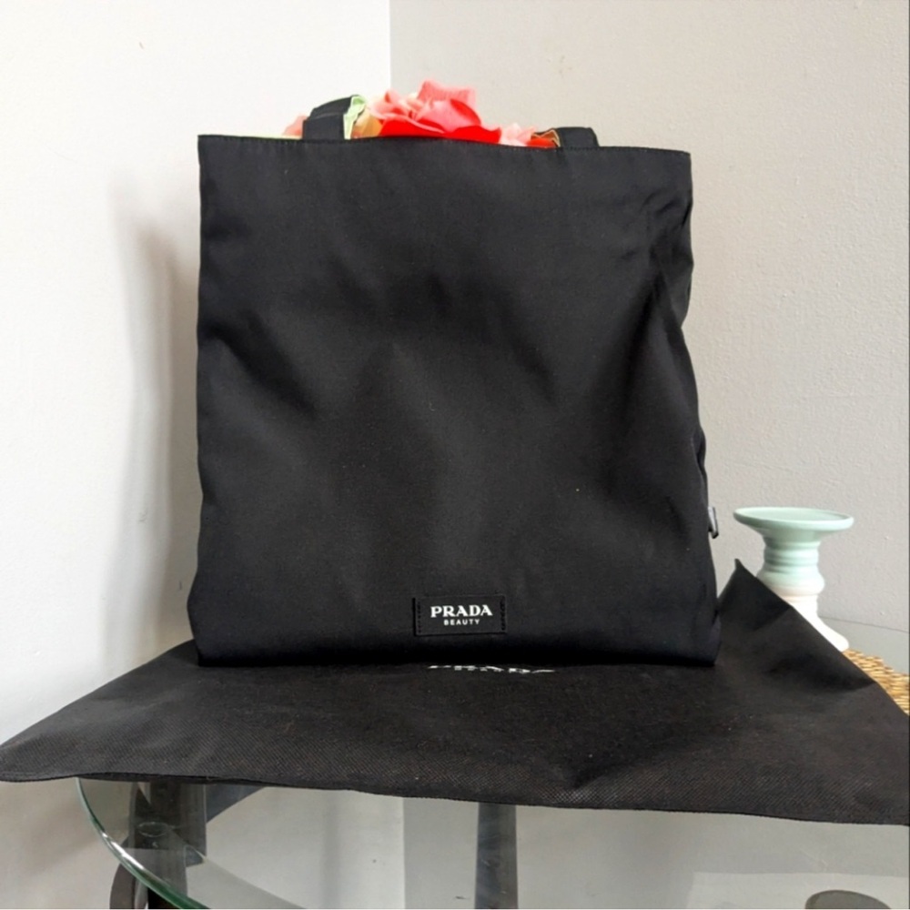 Prada Black and Green Cream Reversible Tote Bag with Pouch - Picture 2 of 7